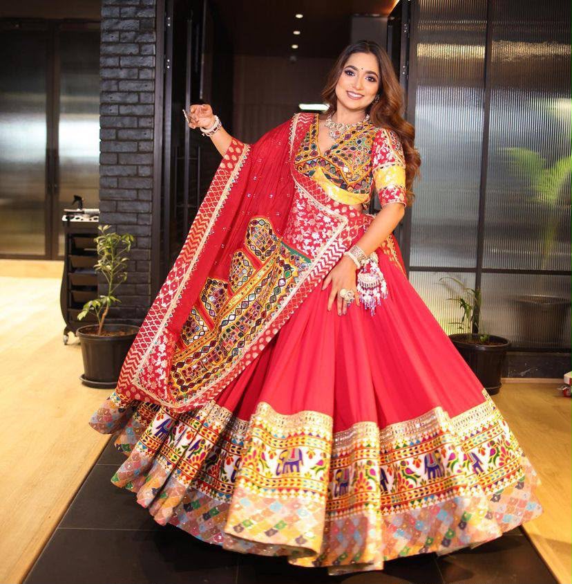 ❤️💐PRESENTING NEW NAVRATRI SPECIAL DESIGNER PRINTED LAHENGA CHOLI💐❤️