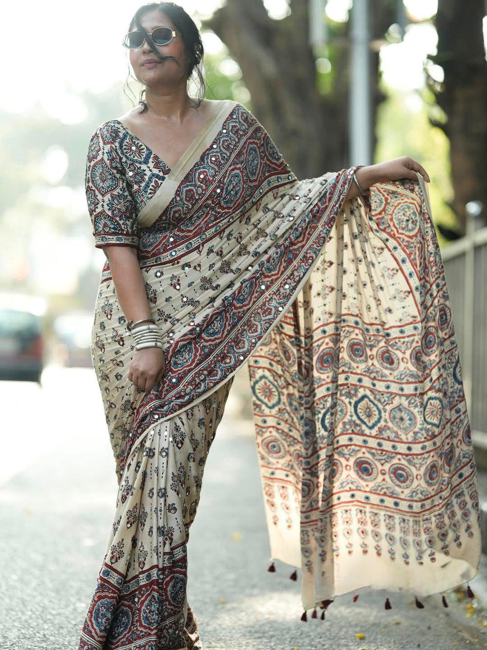 Printed Saree with Traditional Floral Motifs, Heritage Border & Tassel Detailing