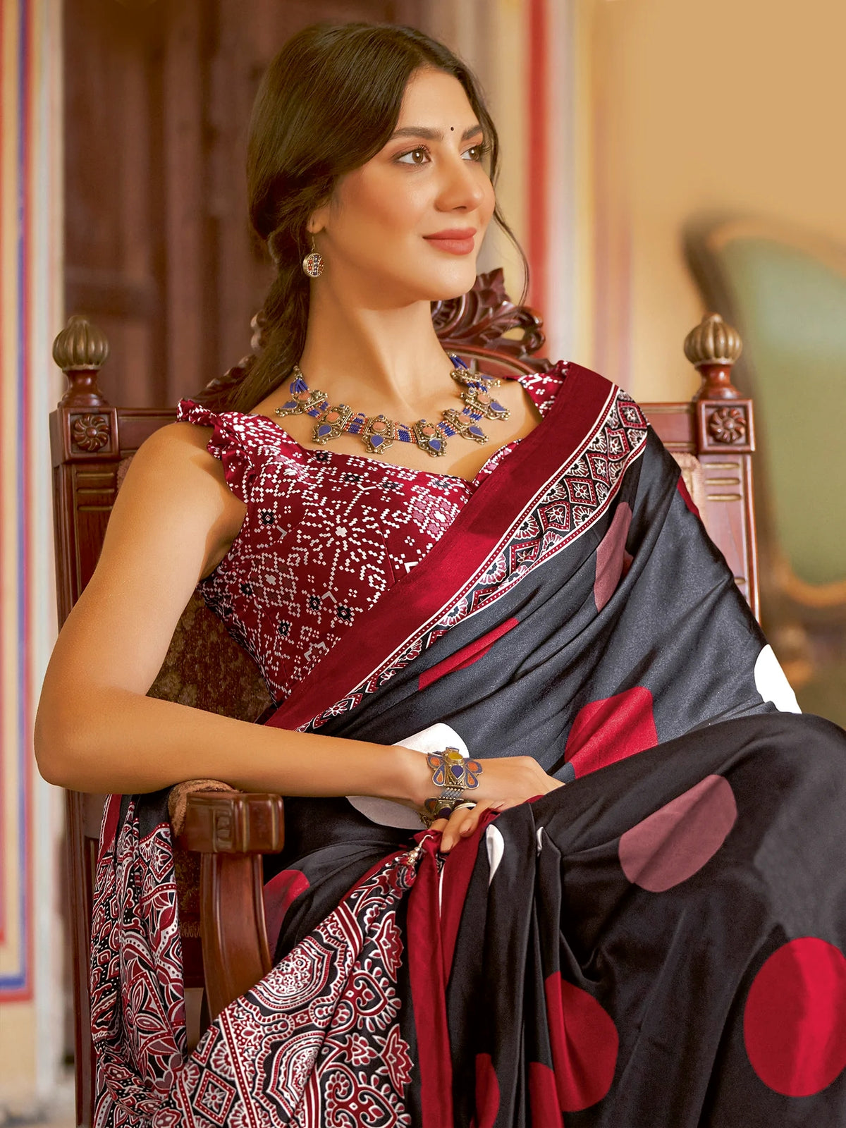 Printed Designer Saree With Blouse Piece