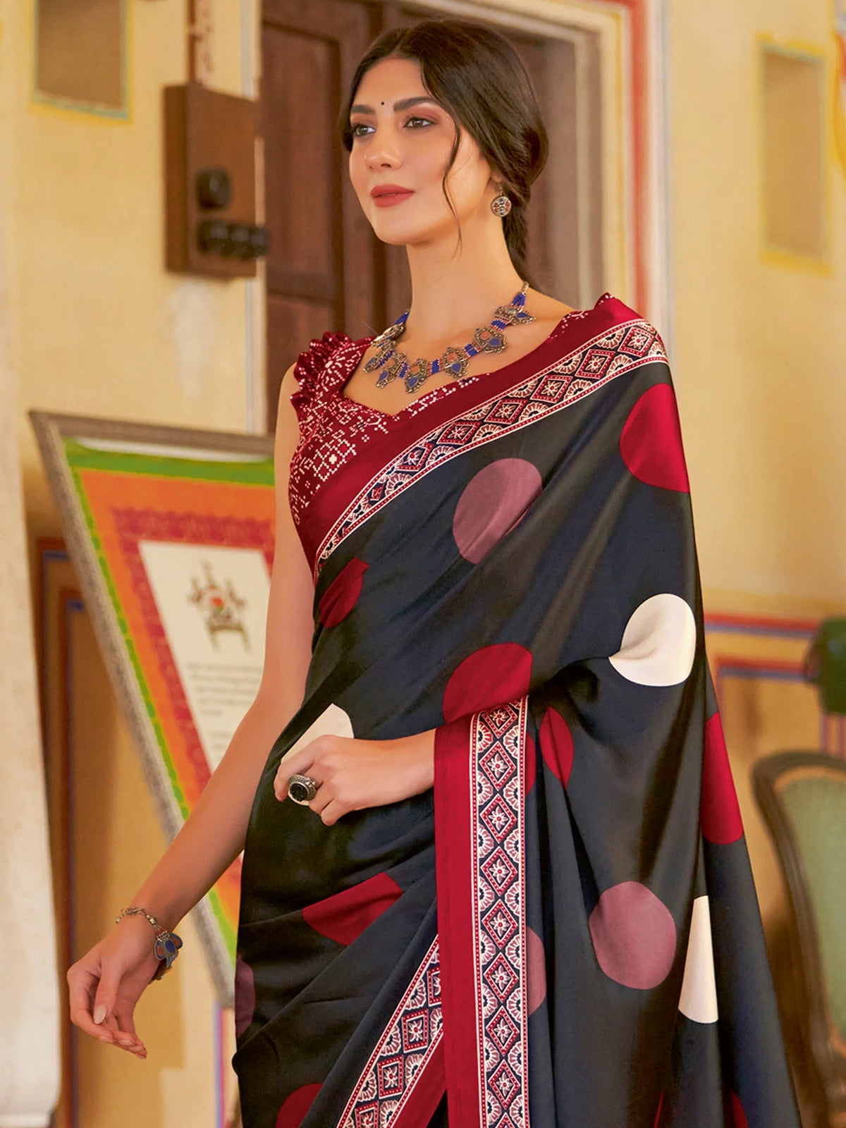 Printed Designer Saree With Blouse Piece