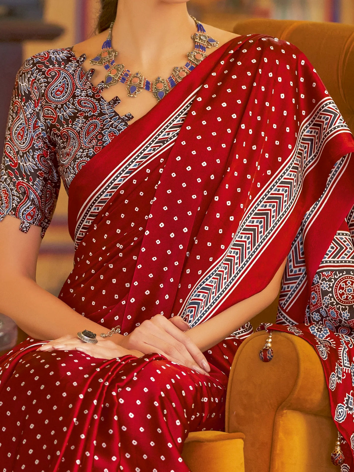 Printed Designer Saree With Blouse Piece
