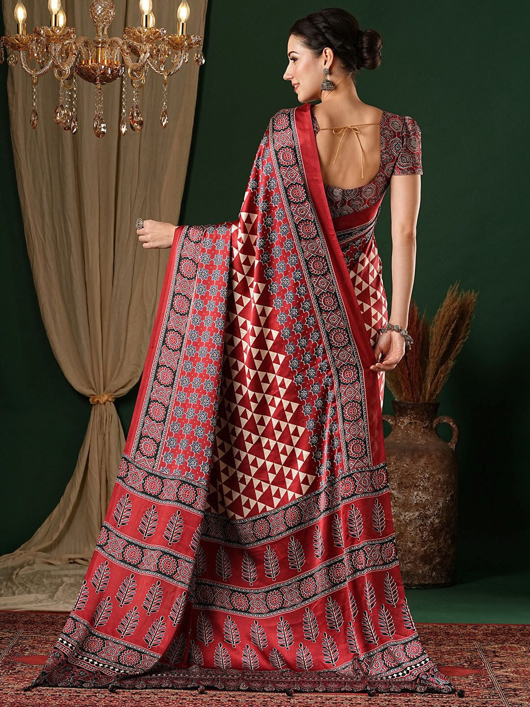 Ethnic Printed Pure Crepe Designer Saree