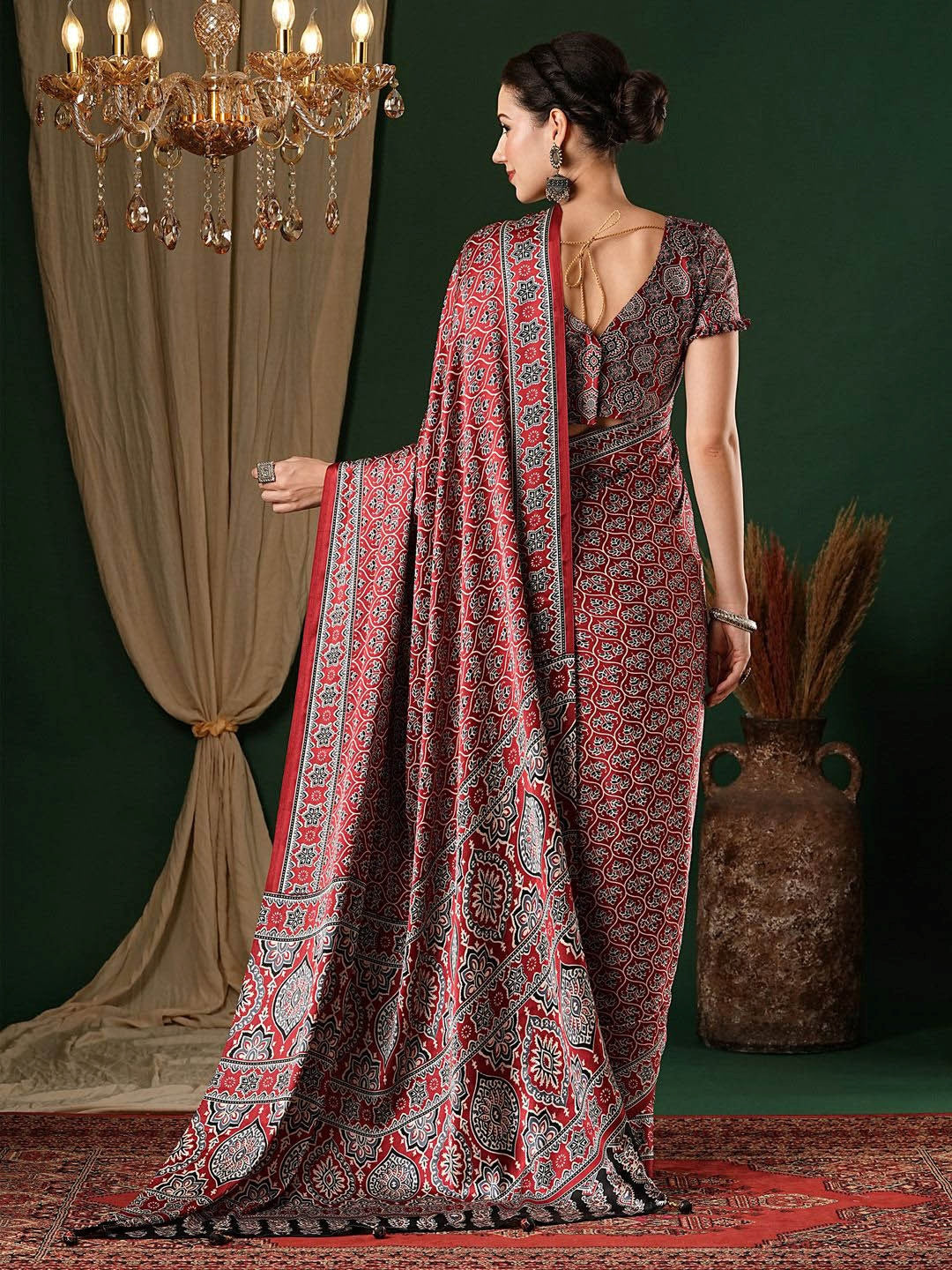 Ethnic Printed Pure Crepe Designer Saree