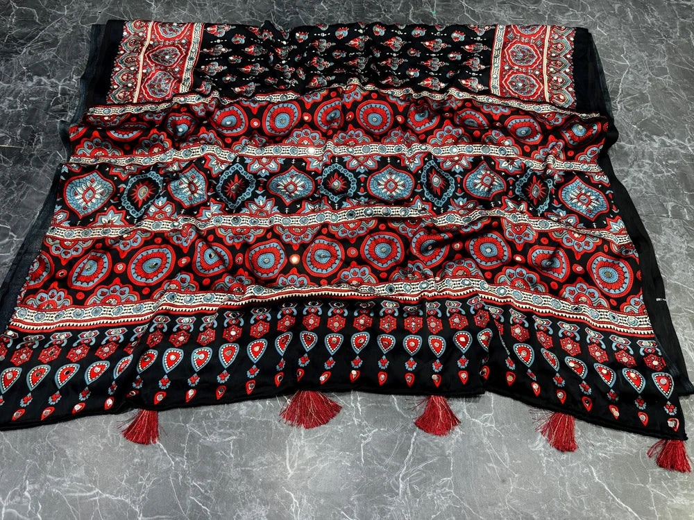 Printed Saree with Traditional Floral Motifs, Heritage Border & Tassel Detailing