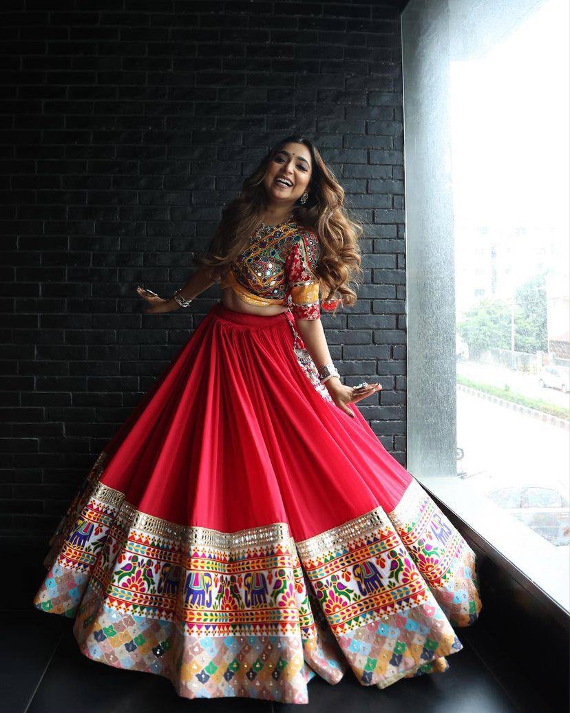 ❤️💐PRESENTING NEW NAVRATRI SPECIAL DESIGNER PRINTED LAHENGA CHOLI💐❤️